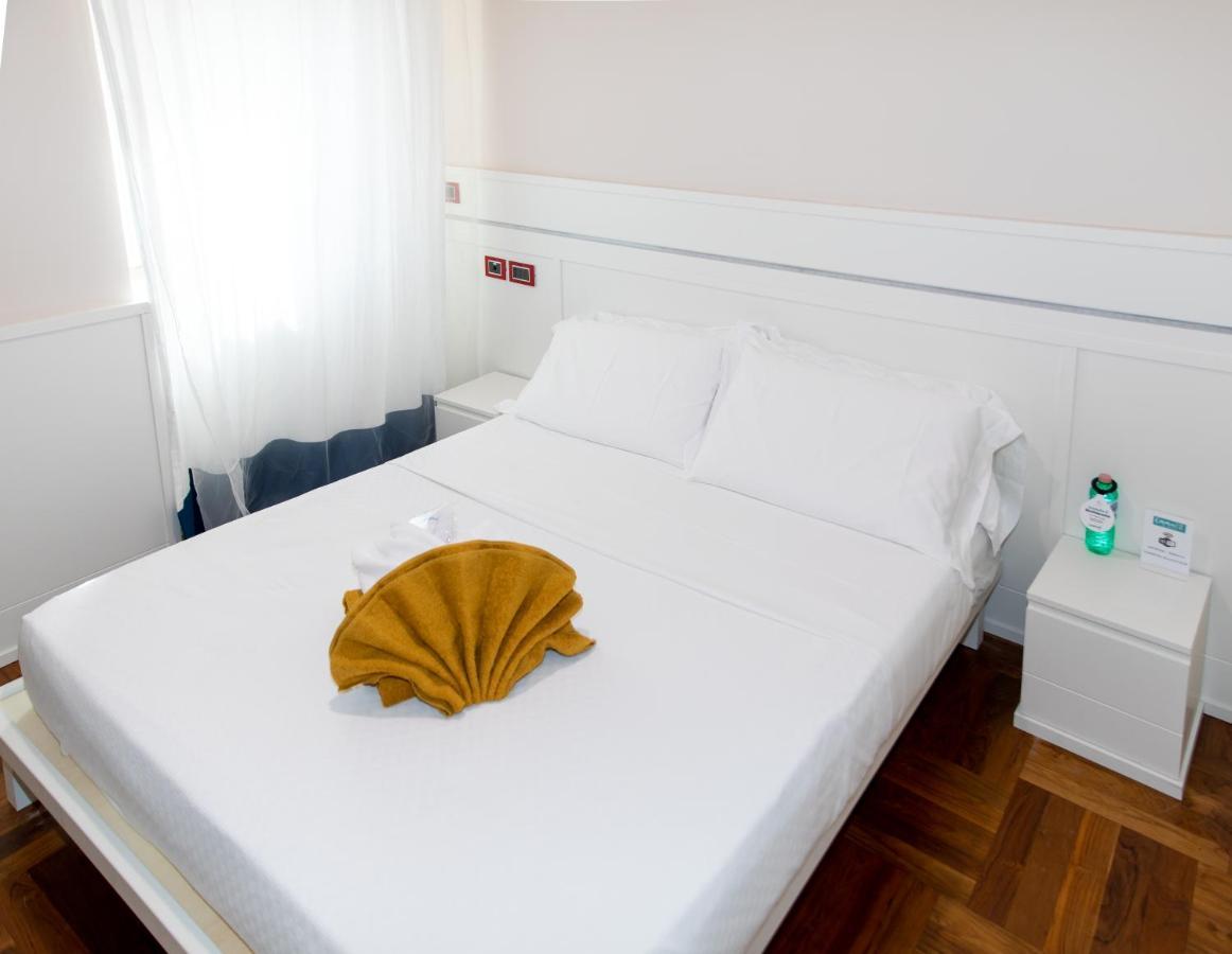 Emma 12 Hotel Rom Eksteriør billede